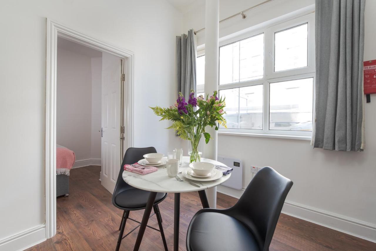Earl's Court By Capital Londra